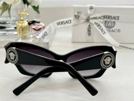 Picture of Versace Sunglasses _SKUfw55793192fw
